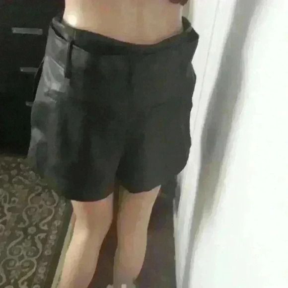 NWNT ZARA T R F Collection sexy party/cocktail office Shorts with pocket  SS - Picture 3 of 5